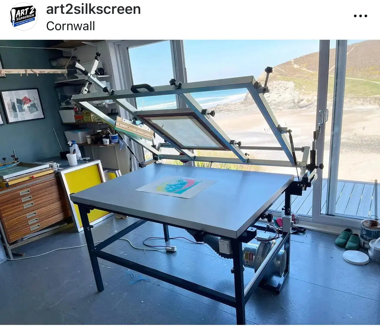 Manual Screen Printing Table - Guided Squeegee & Vacuum